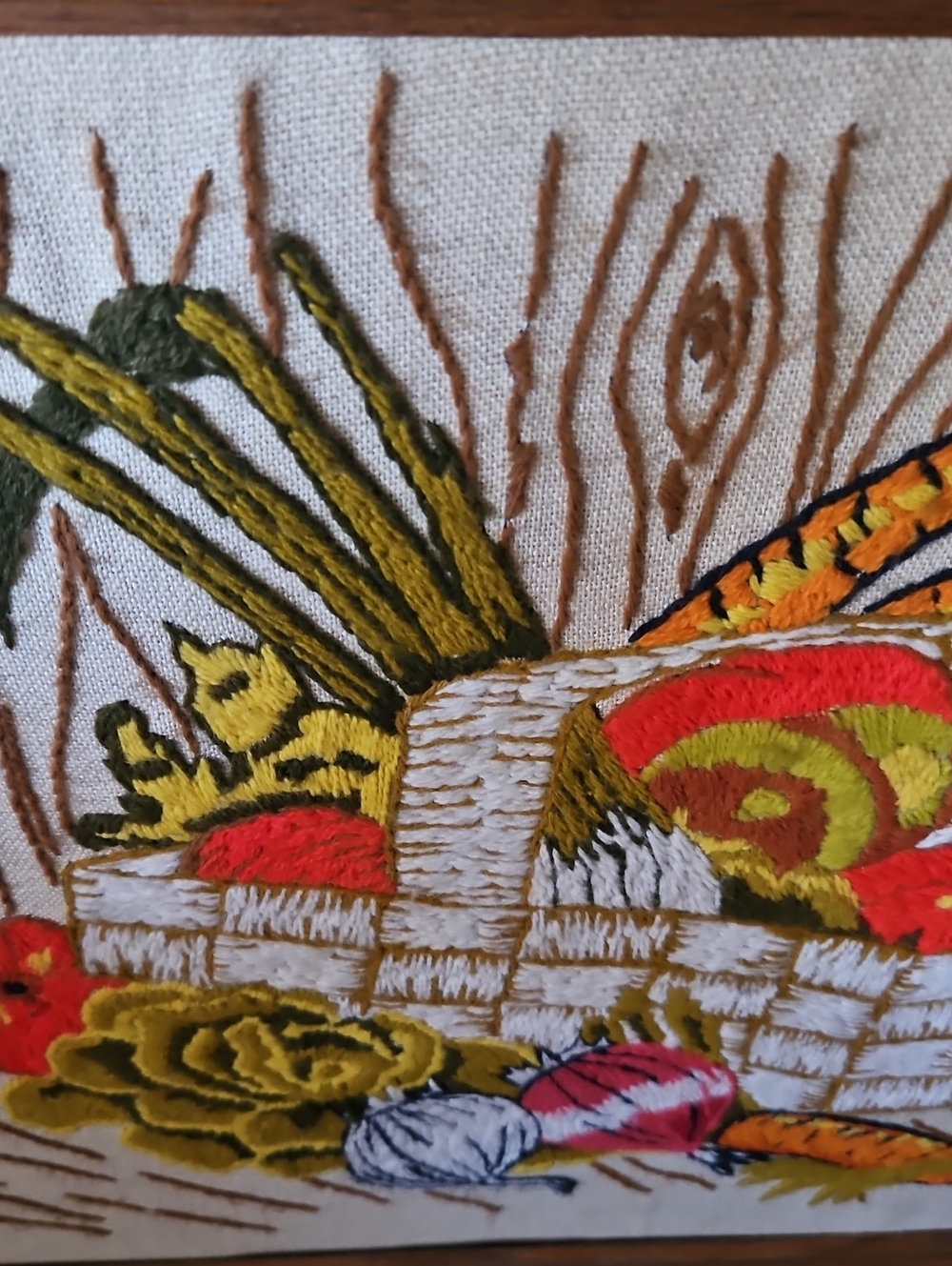 Vintage Crewel Embroidery Vegtable - Picture 5 of 8